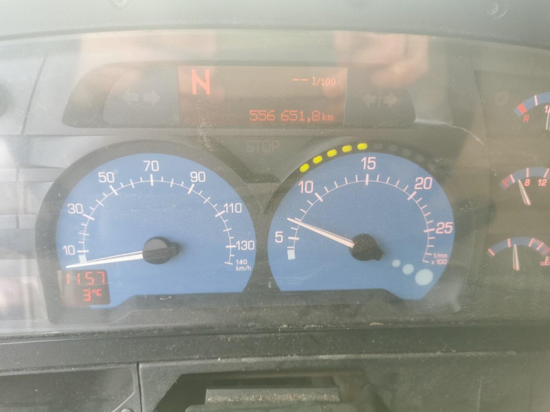 شاحنات مسطحة Sisu 12 E 480: صور 10