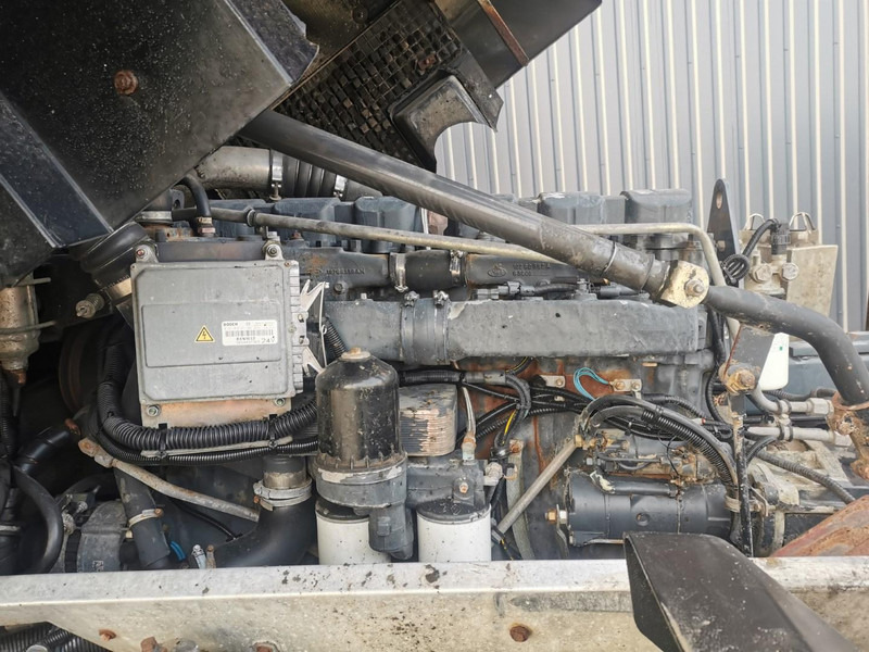 شاحنات مسطحة Sisu 12 E 480: صور 15