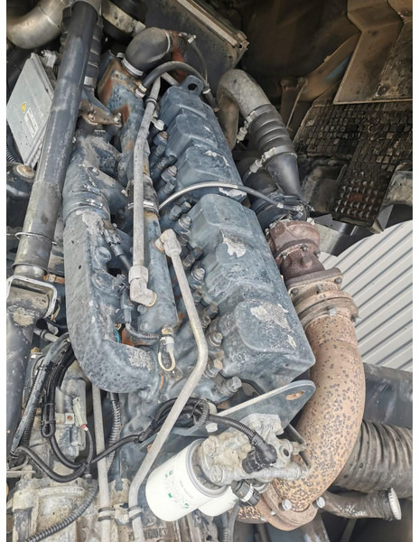 شاحنات مسطحة Sisu 12 E 480: صور 16