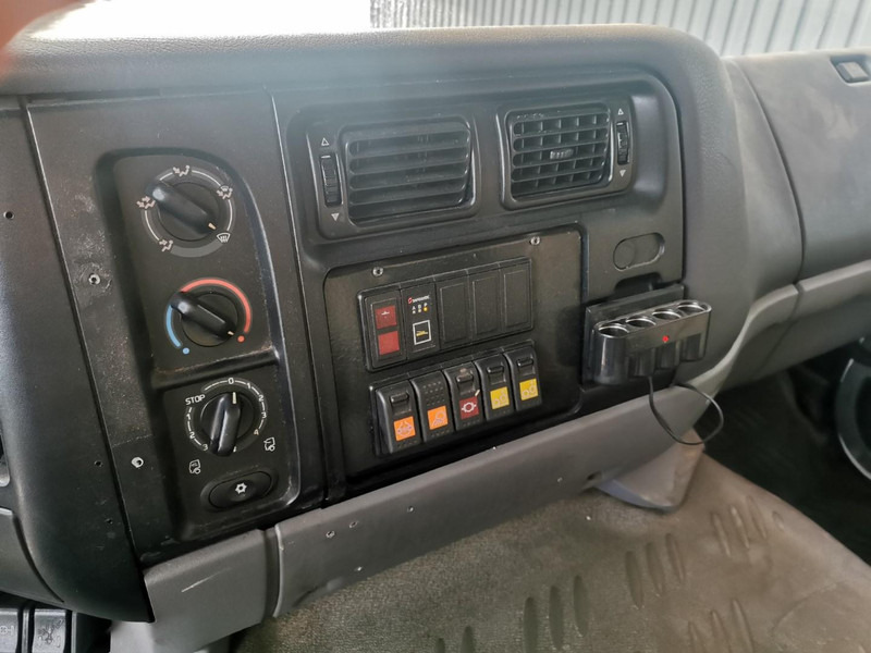 شاحنات مسطحة Sisu 12 E 480: صور 9