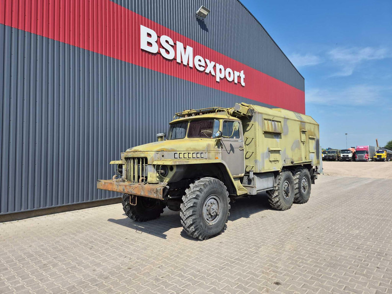 Ural Ural 375 box truck - بصندوق مغلق شاحنة: صور 1 Ural Ural 375 box truck - بصندوق مغلق شاحنة: صور 1