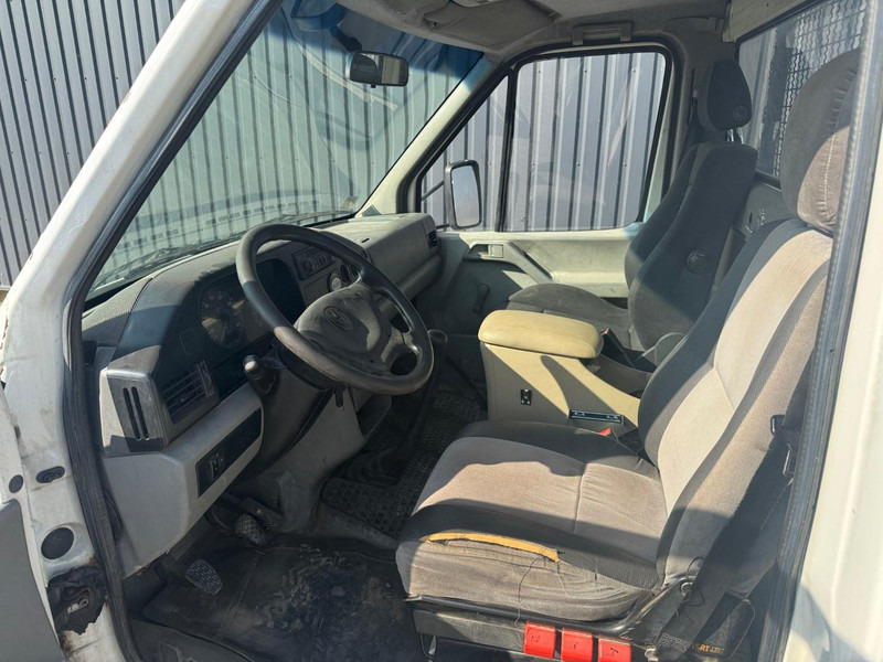 Volkswagen LT 28 - الشاحنات الصغيرة المسطحة: صور 5 Volkswagen LT 28 - الشاحنات الصغيرة المسطحة: صور 5