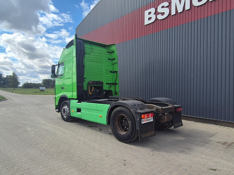Volvo FH 460 - شاحنة جرار: صور 4 Volvo FH 460 - شاحنة جرار: صور 4