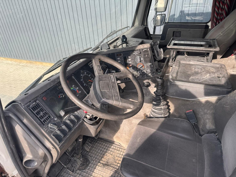Volvo FL 7 260 - شاحنة صهريج: صور 5 Volvo FL 7 260 - شاحنة صهريج: صور 5