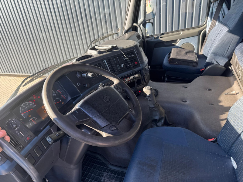Volvo FM 12.400 NO CRANE - شاحنة جرار: صور 5 Volvo FM 12.400 NO CRANE - شاحنة جرار: صور 5