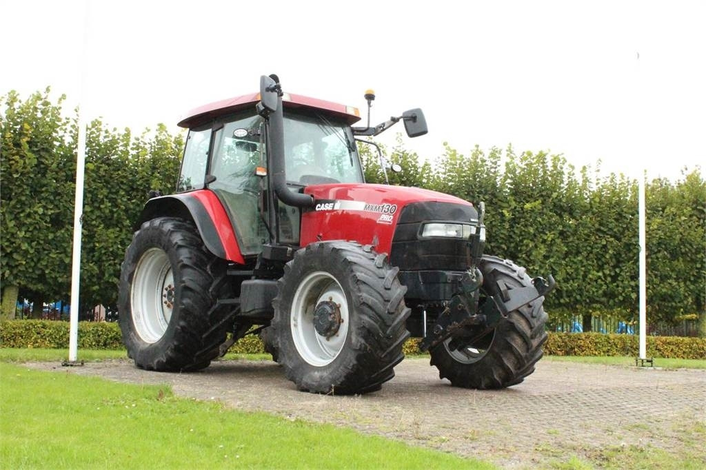 Case IH MXM130 - جرار: صور 1 Case IH MXM130 - جرار: صور 1