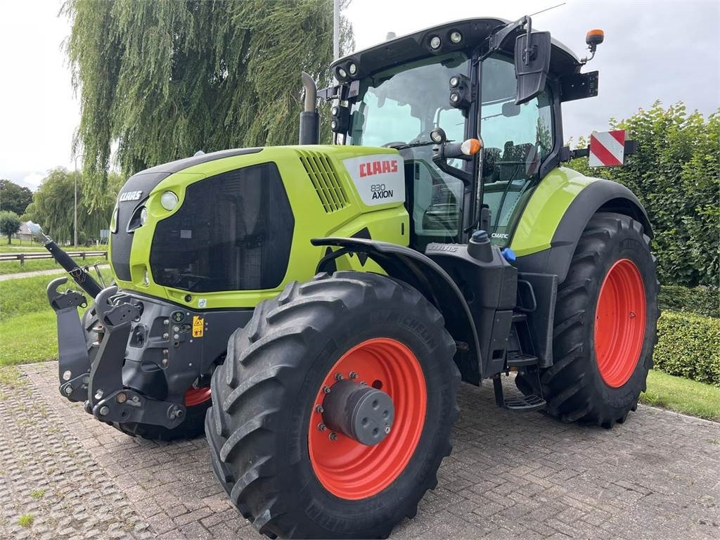 Claas Axion 830 - جرار: صور 2 Claas Axion 830 - جرار: صور 2