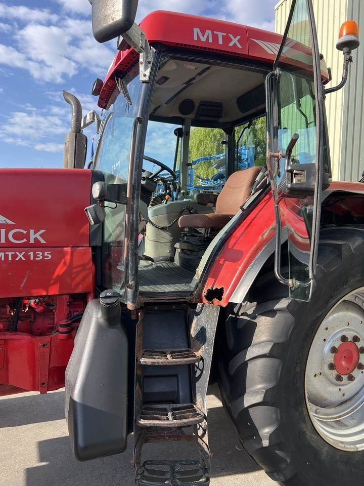 McCormick MTX135 - جرار: صور 5 McCormick MTX135 - جرار: صور 5