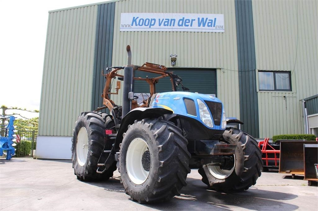 New Holland T7030 - جرار: صور 1 New Holland T7030 - جرار: صور 1