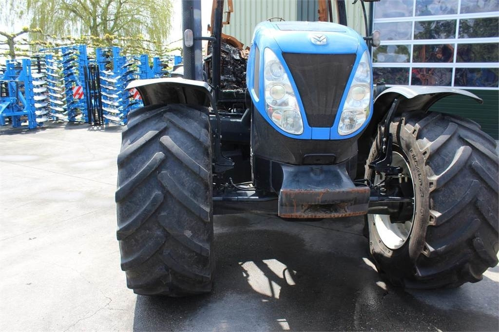New Holland T7030 - جرار: صور 2 New Holland T7030 - جرار: صور 2