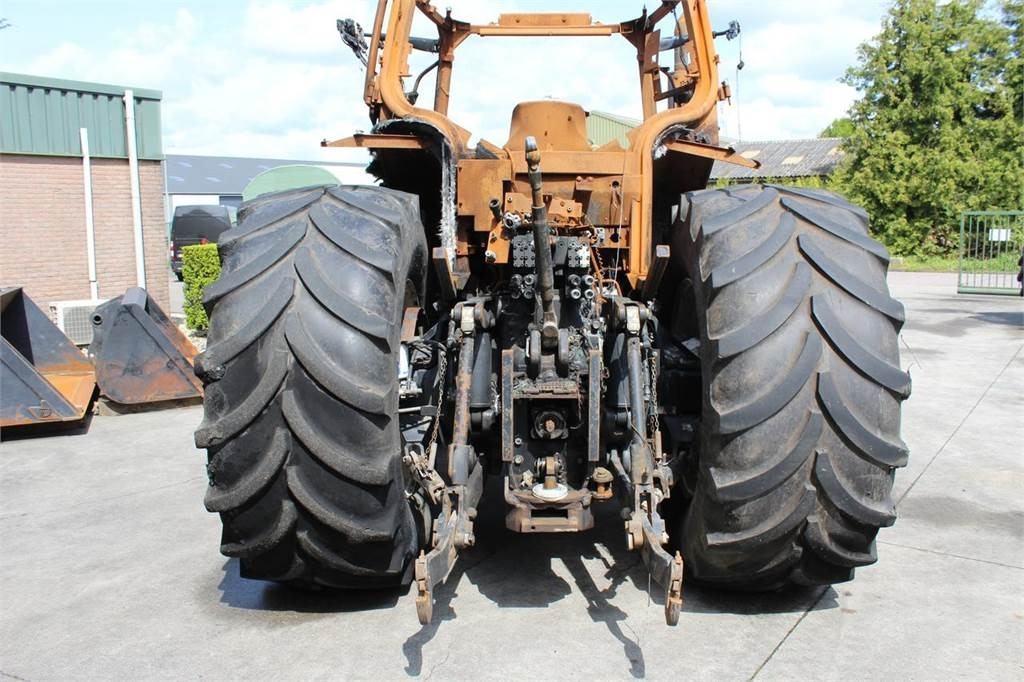 New Holland T7030 - جرار: صور 4 New Holland T7030 - جرار: صور 4