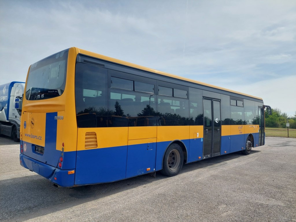 Irisbus SFR 162 nízkopodlažní - باص النقل بين المدن: صور 4 Irisbus SFR 162 nízkopodlažní - باص النقل بين المدن: صور 4