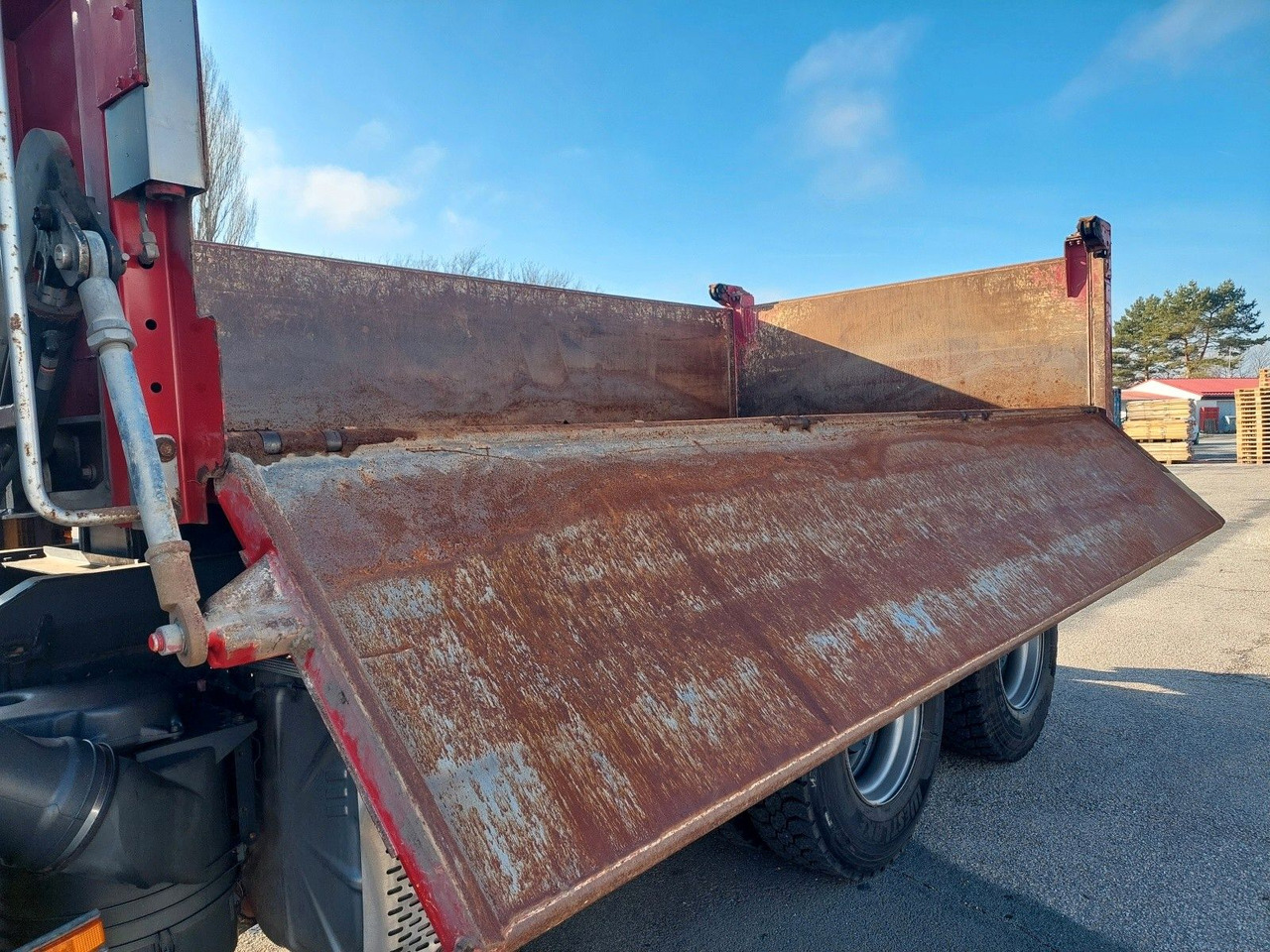 قلابات Iveco AD 260T45 BB Dautel Bordmatic 6x4: صور 9 قلابات Iveco AD 260T45 BB Dautel Bordmatic 6x4: صور 9