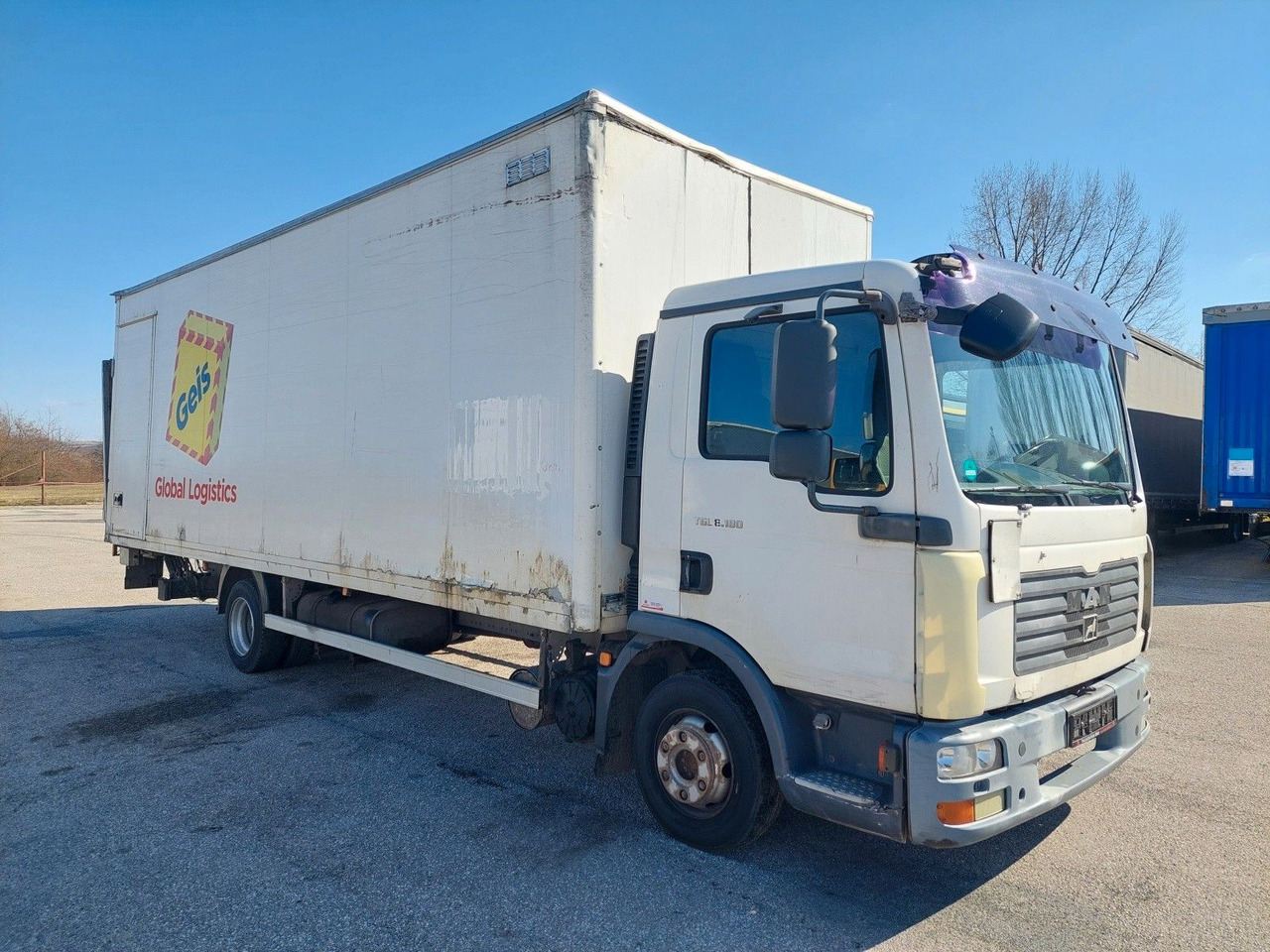 MAN TGL 7.180 4X2 BL - الشاحنات الصغيرة صندوق مغلق: صور 2 MAN TGL 7.180 4X2 BL - الشاحنات الصغيرة صندوق مغلق: صور 2