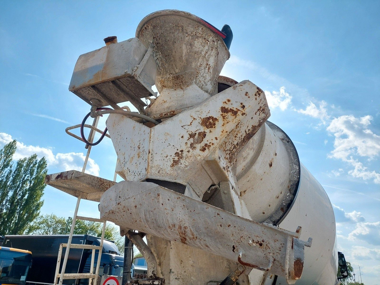 شاحنة خلاطة خرسانة MAN TGS 32.400 8X4 BB Liebherr 9 m³: صور 6