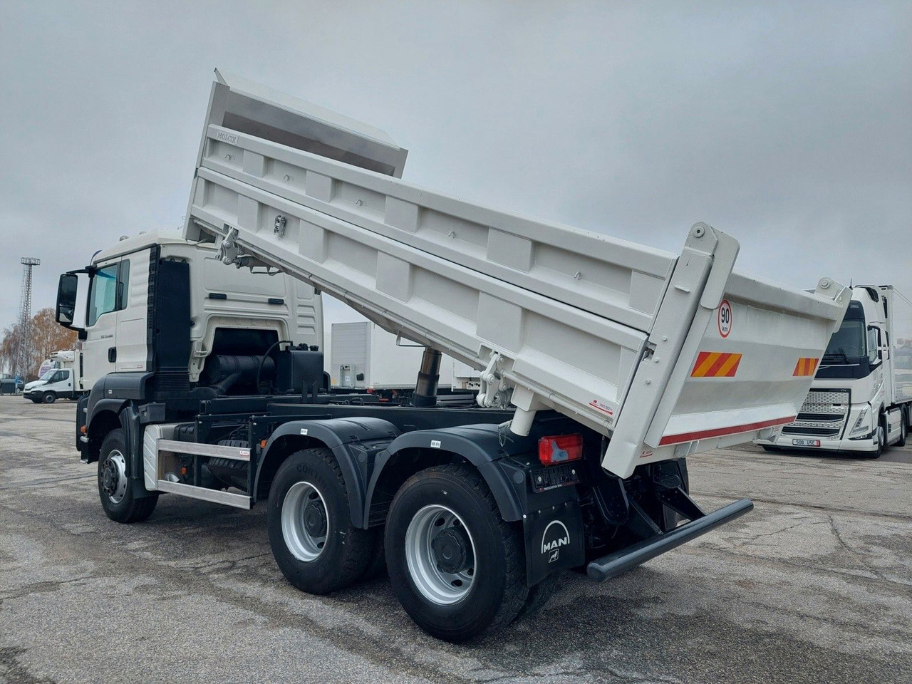 MAN TGS 33.480 6x6 BB Bordmatik - قلابات: صور 3 MAN TGS 33.480 6x6 BB Bordmatik - قلابات: صور 3