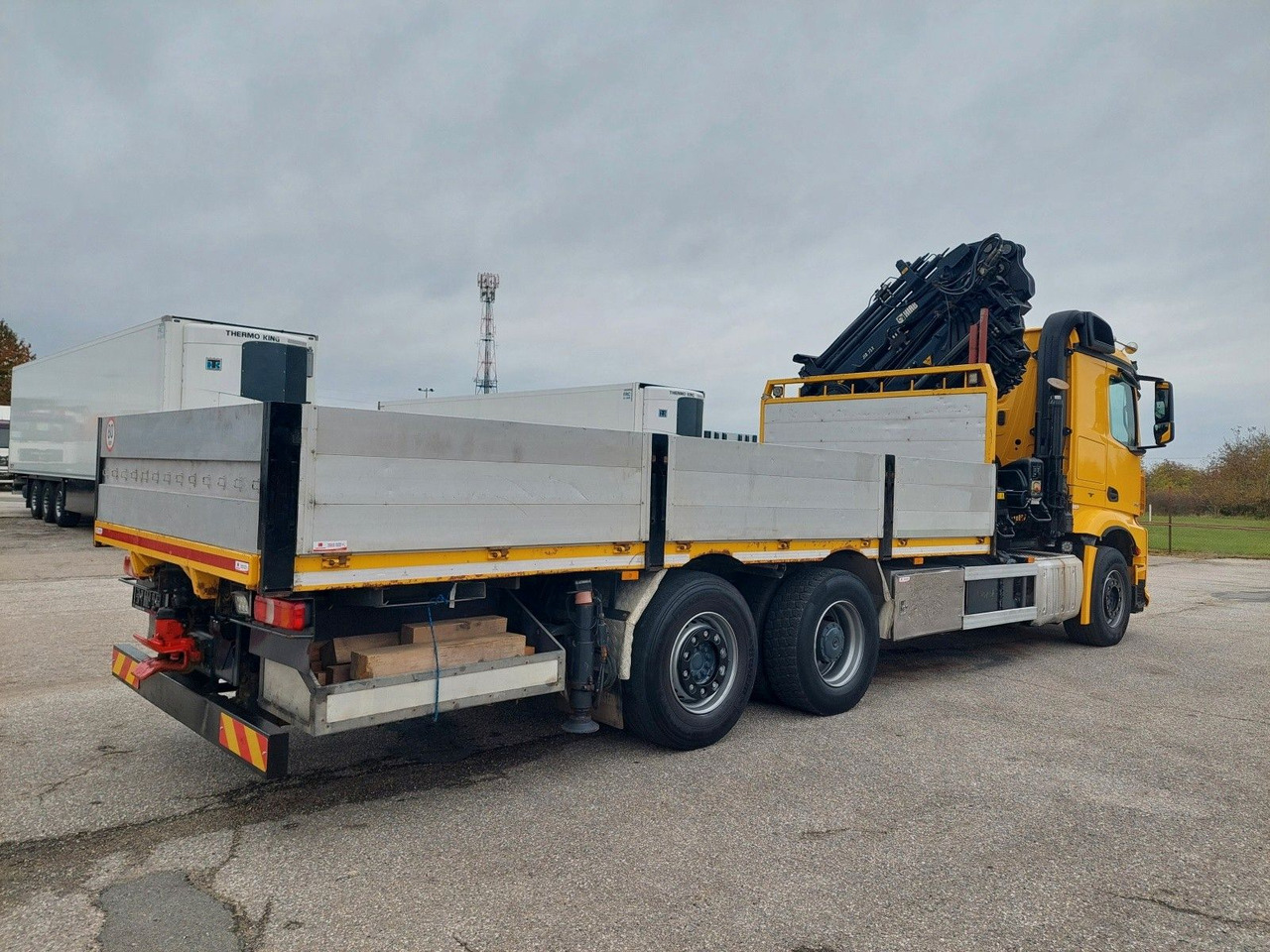 Mercedes-Benz Arocs 2640 6X2 + Hiab XS 477 Hipro - شاحنات مسطحة, شاحنة كرين: صور 4 Mercedes-Benz Arocs 2640 6X2 + Hiab XS 477 Hipro - شاحنات مسطحة, شاحنة كرين: صور 4