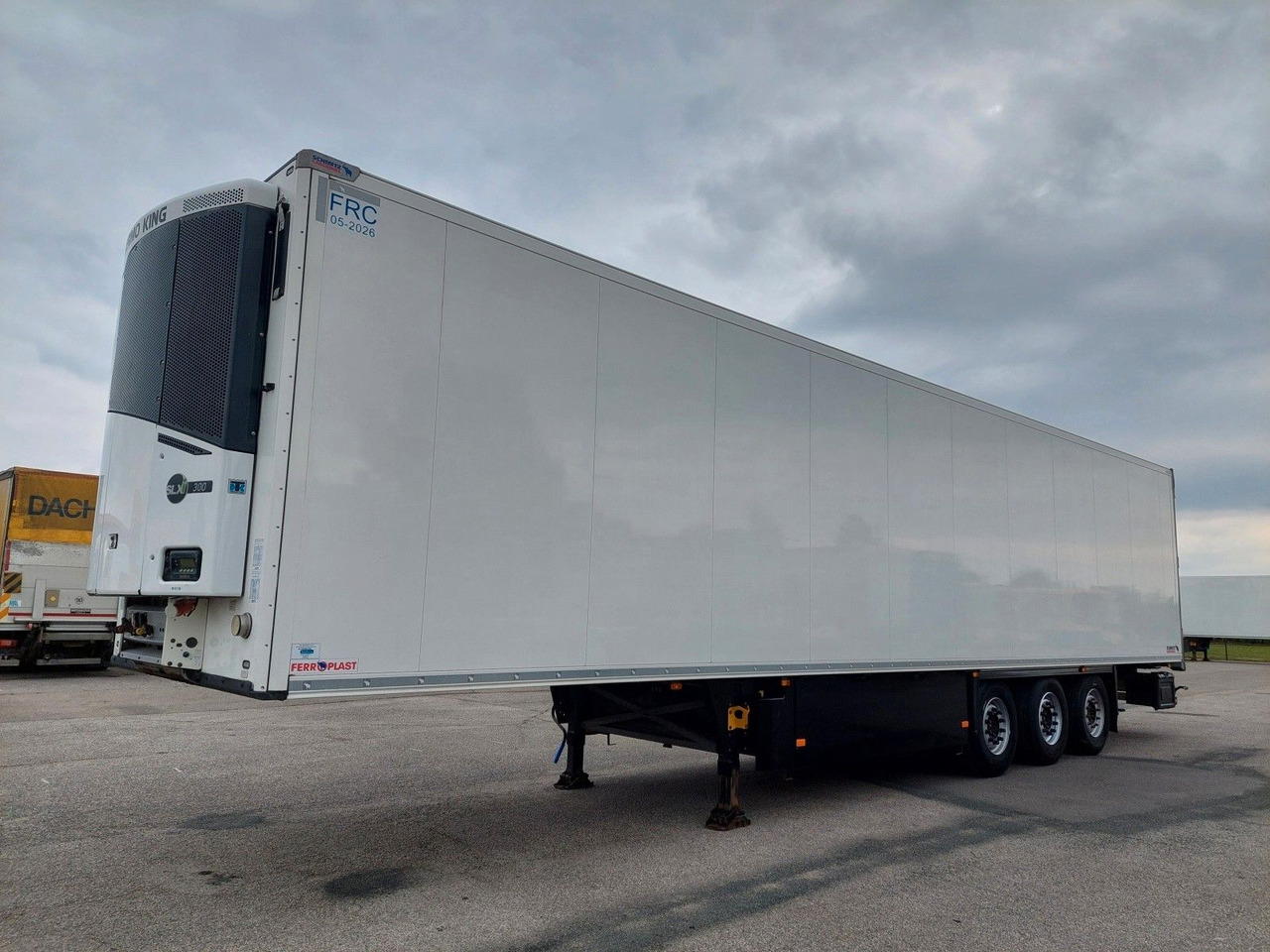 Schmitz Cargobull SKO24 ThermoKing SLXi 300 - 4676 Motorstunden - مبردة نصف مقطورة: صور 1 Schmitz Cargobull SKO24 ThermoKing SLXi 300 - 4676 Motorstunden - مبردة نصف مقطورة: صور 1