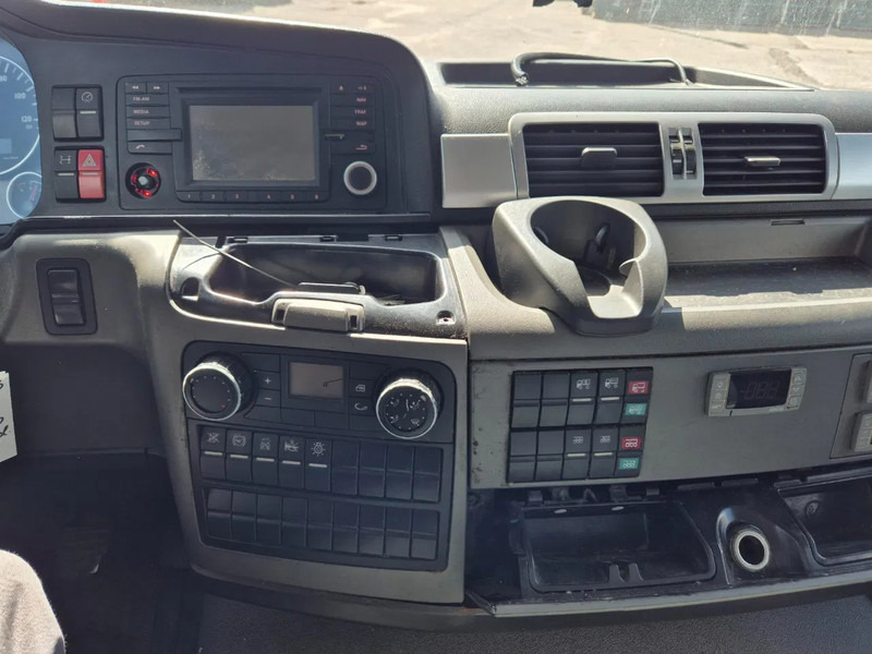 مبردة شاحنة MAN TGS 18.320 COOLING TRUCK - D'HOLLANDIA TAILLIFT: صور 11 مبردة شاحنة MAN TGS 18.320 COOLING TRUCK - D'HOLLANDIA TAILLIFT: صور 11