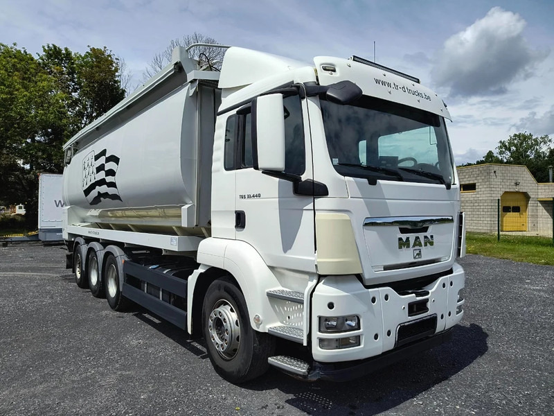 MAN TGS 33.400 ECOVRAC 8X4 - RETARDER - شاحنة صهريج: صور 3 MAN TGS 33.400 ECOVRAC 8X4 - RETARDER - شاحنة صهريج: صور 3