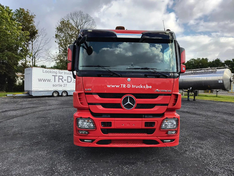 Mercedes-Benz Actros 3360 V8 - CHASSIS (NO CRANE) - 6X4 - الشاسيه شاحنة: صور 2 Mercedes-Benz Actros 3360 V8 - CHASSIS (NO CRANE) - 6X4 - الشاسيه شاحنة: صور 2