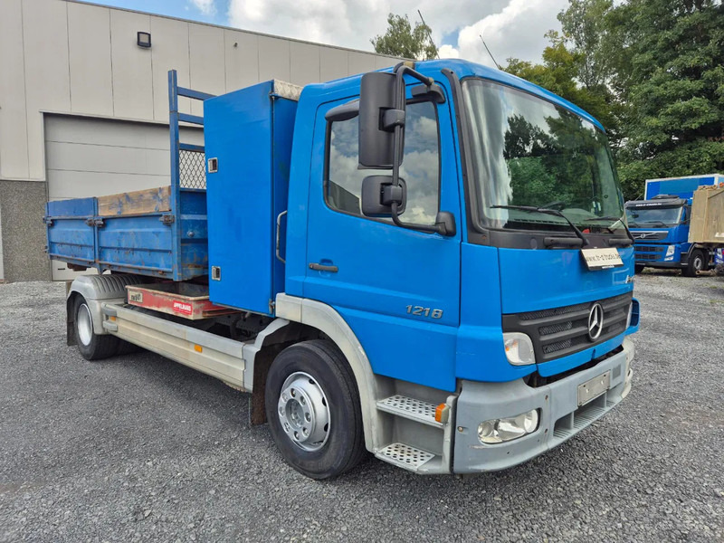 Mercedes-Benz Atego 1218 HOOK SYSTEM + CONTAINER INCLUDED (!) - شاحنة ذات الخطاف: صور 3 Mercedes-Benz Atego 1218 HOOK SYSTEM + CONTAINER INCLUDED (!) - شاحنة ذات الخطاف: صور 3
