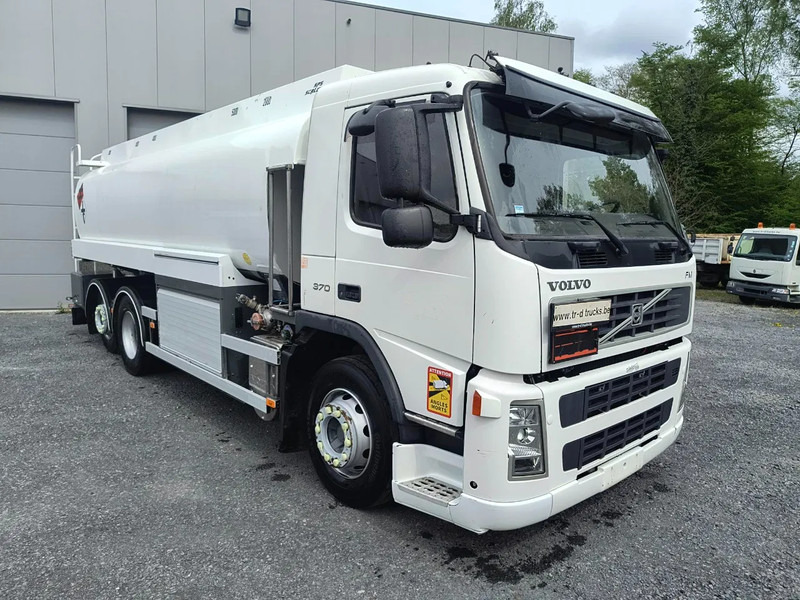 Volvo FM 370 18000L FUEL/CARBURANT - 5 COMP - شاحنة صهريج: صور 3 Volvo FM 370 18000L FUEL/CARBURANT - 5 COMP - شاحنة صهريج: صور 3
