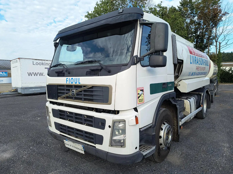 Volvo FM 440 13000L FUEL / CARBURANT - 4 COMP - شاحنة صهريج: صور 1 Volvo FM 440 13000L FUEL / CARBURANT - 4 COMP - شاحنة صهريج: صور 1