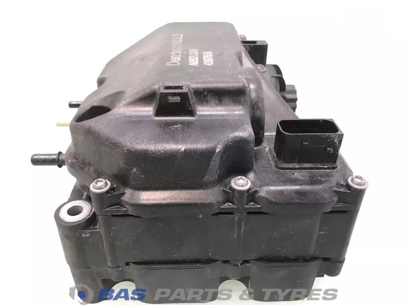 DAF AdBlue pomp DAF 1819797 - قطع الغيار - شاحنة: صور 4 DAF AdBlue pomp DAF 1819797 - قطع الغيار - شاحنة: صور 4