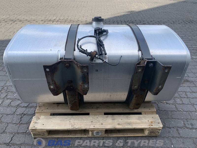 DAF Brandstoftank DAF 545 Liter 1659141 - خزان وقود - شاحنة: صور 3 DAF Brandstoftank DAF 545 Liter 1659141 - خزان وقود - شاحنة: صور 3