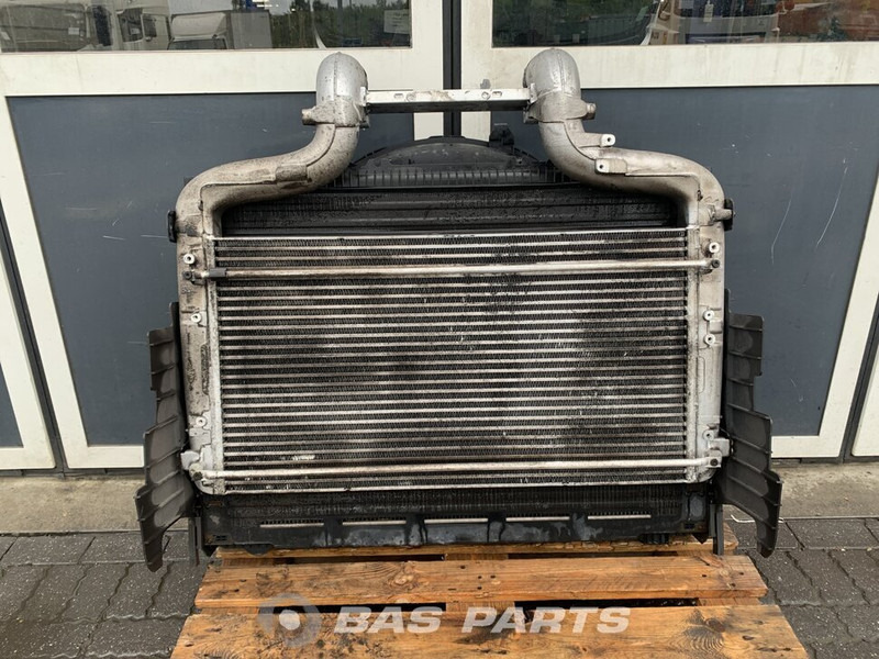 DAF CF Euro 6 - المشعاع - شاحنة: صور 2 DAF CF Euro 6 - المشعاع - شاحنة: صور 2