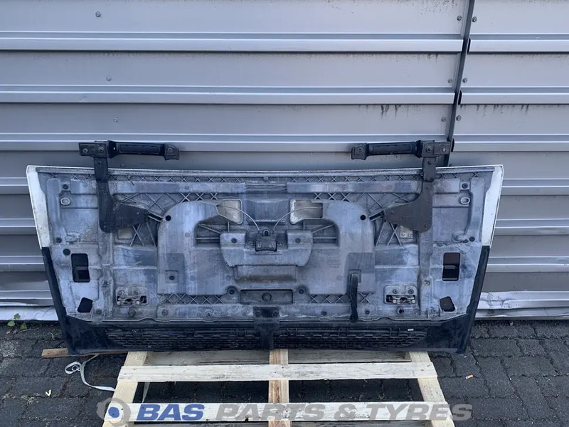 DAF CF Euro 6 - جلوپنجره - شاحنة: صور 2 DAF CF Euro 6 - جلوپنجره - شاحنة: صور 2