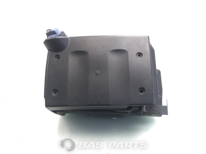 DAF DAF AdBlue tank 1981185 - قطع الغيار - شاحنة: صور 2 DAF DAF AdBlue tank 1981185 - قطع الغيار - شاحنة: صور 2