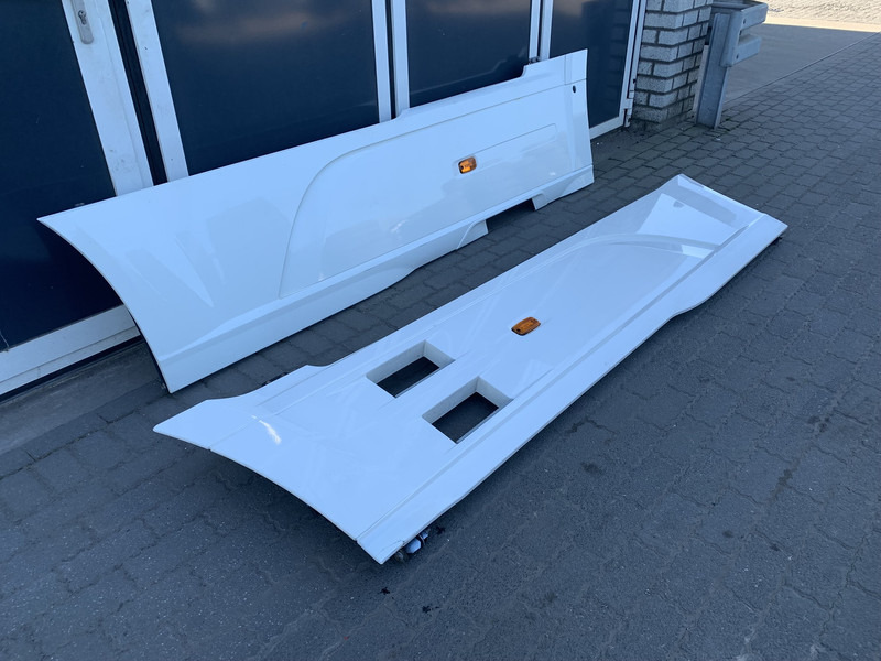 DAF XF106 - هيكل السيارة الخارجية - شاحنة: صور 3 DAF XF106 - هيكل السيارة الخارجية - شاحنة: صور 3
