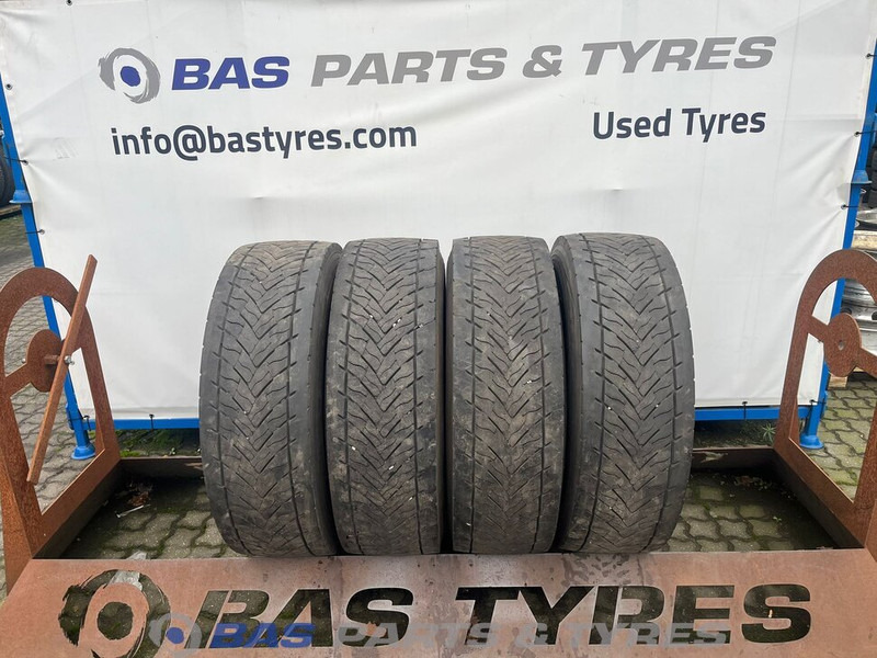 Goodyear Goodyear 315/70R22.5 KMAX D G2 154/152 M+S 3PMSF gebruikte set - الإطارات - شاحنة: صور 1 Goodyear Goodyear 315/70R22.5 KMAX D G2 154/152 M+S 3PMSF gebruikte set - الإطارات - شاحنة: صور 1