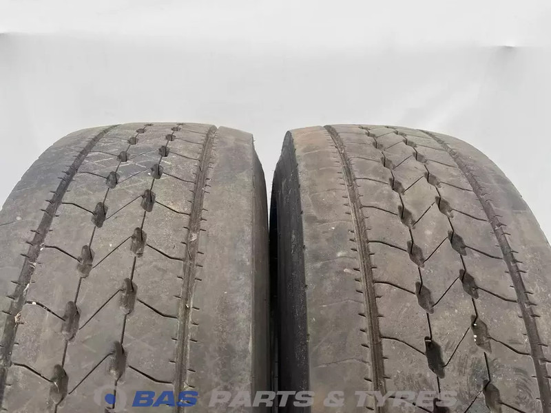 Goodyear Goodyear 315/70R22.5 Kmax S HL G2 156/150 M+S 3PMSF gebruikte set - الإطارات - شاحنة: صور 2 Goodyear Goodyear 315/70R22.5 Kmax S HL G2 156/150 M+S 3PMSF gebruikte set - الإطارات - شاحنة: صور 2
