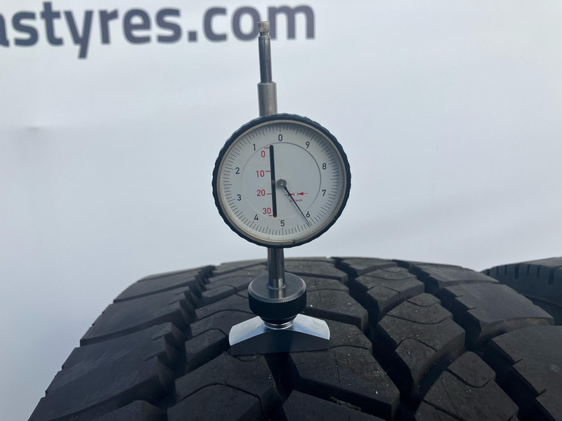Goodyear Goodyear 315/70R22.5 Ultra Grip Max S 156/150 M+S 3PMSF gebruikte set - الإطارات - شاحنة: صور 3 Goodyear Goodyear 315/70R22.5 Ultra Grip Max S 156/150 M+S 3PMSF gebruikte set - الإطارات - شاحنة: صور 3