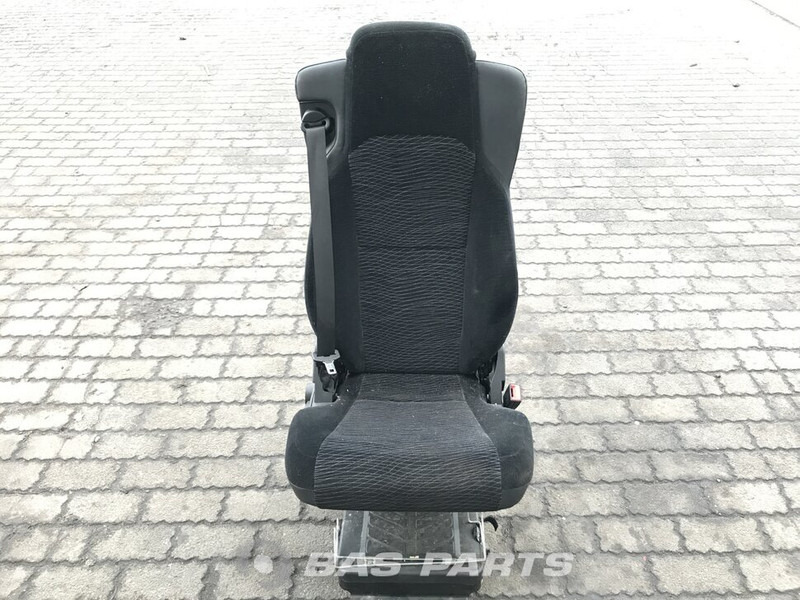 Mercedes-Benz Actros MP4 Bijrijdersstoel Mercedes A 960 910 38 03 - مقاعد السيارات - شاحنة: صور 1 Mercedes-Benz Actros MP4 Bijrijdersstoel Mercedes A 960 910 38 03 - مقاعد السيارات - شاحنة: صور 1