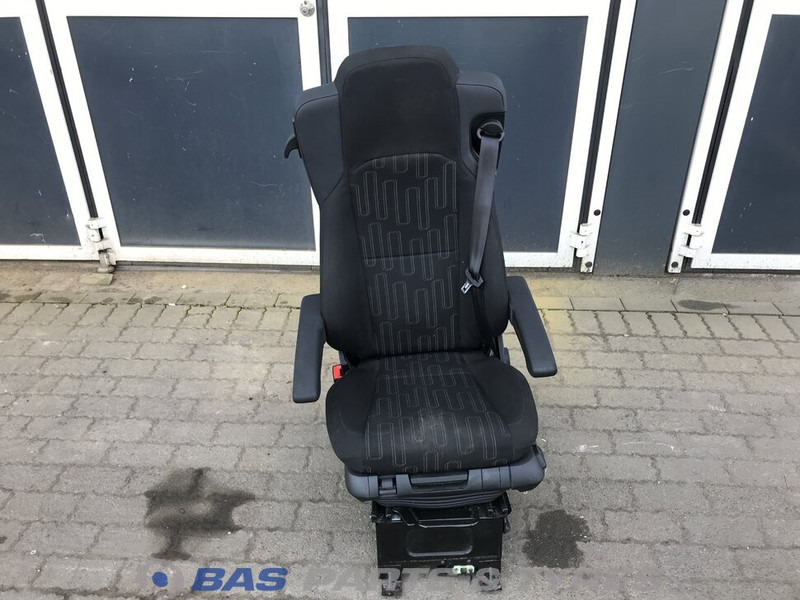 Mercedes-Benz Actros MP4 - مقاعد السيارات - شاحنة: صور 1 Mercedes-Benz Actros MP4 - مقاعد السيارات - شاحنة: صور 1