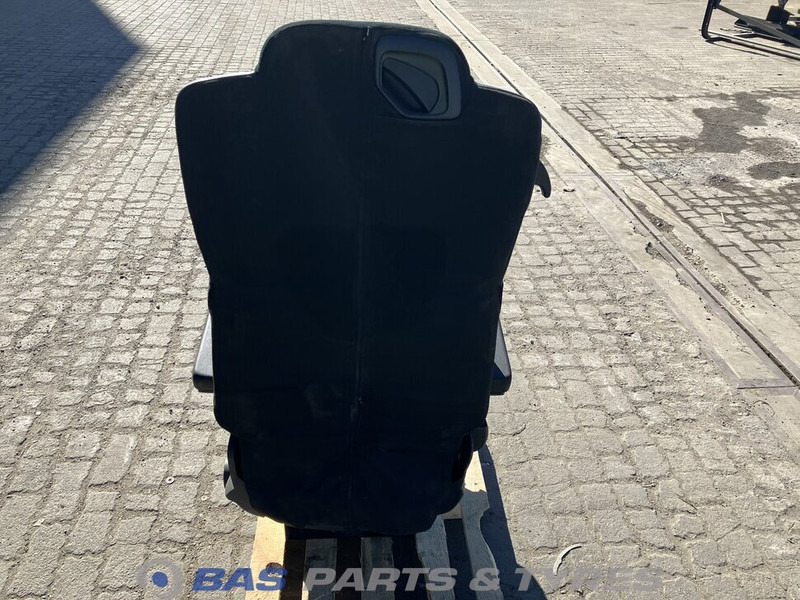 Mercedes-Benz Actros MP4 - مقاعد السيارات - شاحنة: صور 3 Mercedes-Benz Actros MP4 - مقاعد السيارات - شاحنة: صور 3