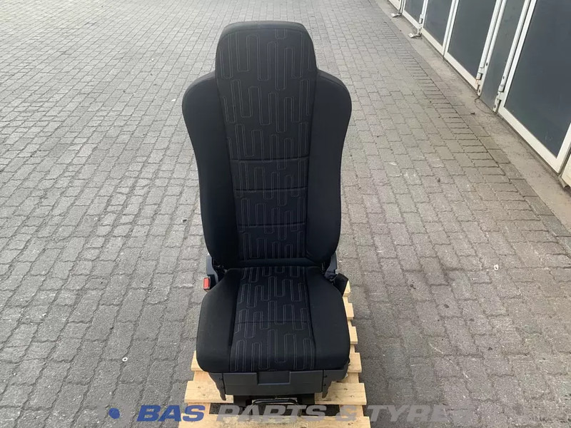Mercedes-Benz Atego MP4 Bestuurdersstoel Mercedes A 967 910 13 01 - مقاعد السيارات - شاحنة: صور 1 Mercedes-Benz Atego MP4 Bestuurdersstoel Mercedes A 967 910 13 01 - مقاعد السيارات - شاحنة: صور 1