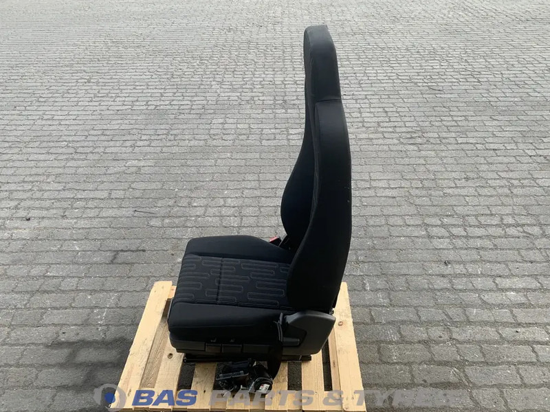 Mercedes-Benz Atego MP4 Bestuurdersstoel Mercedes A 967 910 13 01 - مقاعد السيارات - شاحنة: صور 4 Mercedes-Benz Atego MP4 Bestuurdersstoel Mercedes A 967 910 13 01 - مقاعد السيارات - شاحنة: صور 4