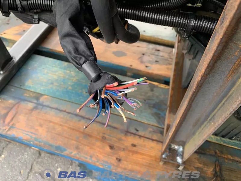 Mercedes-Benz Atego MP4 - المحرك - شاحنة: صور 5 Mercedes-Benz Atego MP4 - المحرك - شاحنة: صور 5