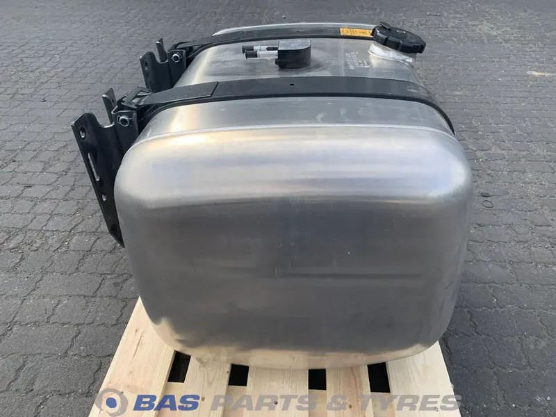 Mercedes-Benz Brandstoftank Mercedes 290 Liter A 009 542 81 18 - خزان وقود - شاحنة: صور 4 Mercedes-Benz Brandstoftank Mercedes 290 Liter A 009 542 81 18 - خزان وقود - شاحنة: صور 4