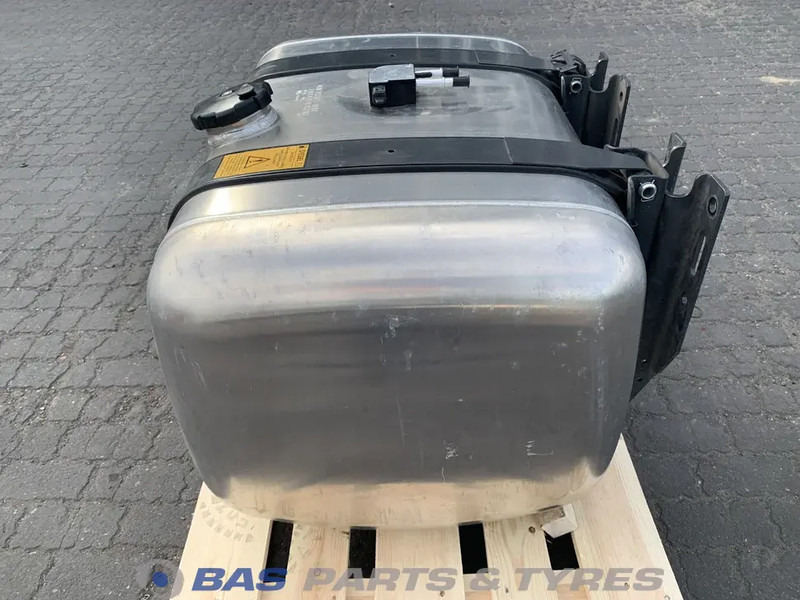 Mercedes-Benz Brandstoftank Mercedes 290 Liter A 009 542 81 18 - خزان وقود - شاحنة: صور 2 Mercedes-Benz Brandstoftank Mercedes 290 Liter A 009 542 81 18 - خزان وقود - شاحنة: صور 2