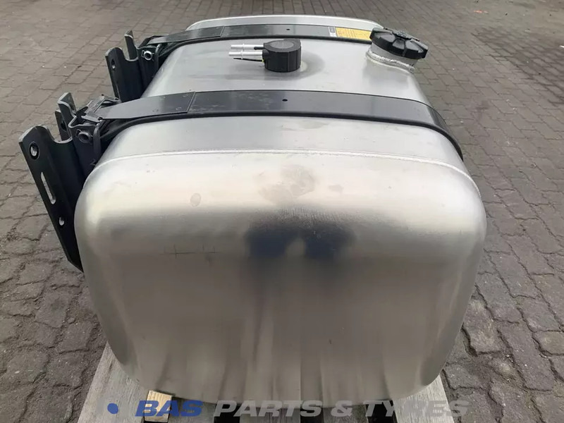 Mercedes-Benz Brandstoftank Mercedes 290 Liter A 960 470 00 04 - خزان وقود - شاحنة: صور 4 Mercedes-Benz Brandstoftank Mercedes 290 Liter A 960 470 00 04 - خزان وقود - شاحنة: صور 4