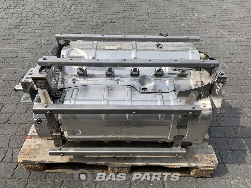 Mercedes-Benz - كاتم صوت - شاحنة: صور 1 Mercedes-Benz - كاتم صوت - شاحنة: صور 1