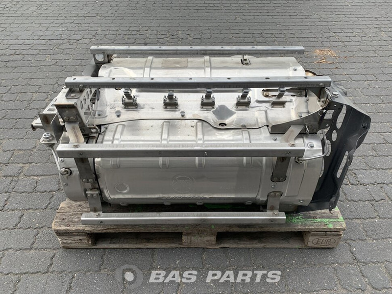 Mercedes-Benz - كاتم صوت - شاحنة: صور 1 Mercedes-Benz - كاتم صوت - شاحنة: صور 1
