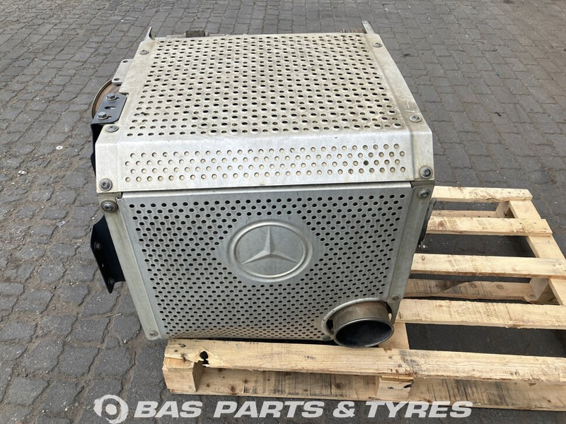Mercedes-Benz - كاتم صوت - شاحنة: صور 1 Mercedes-Benz - كاتم صوت - شاحنة: صور 1