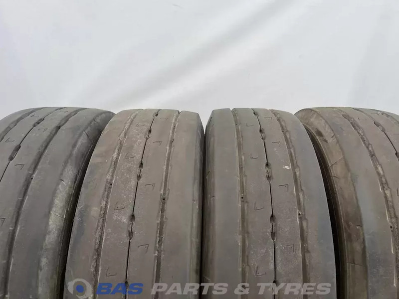Michelin Michelin 205/65R17.5 X Multi T2 132/130 J M+S 3PMSF gebruikte set - الإطارات - شاحنة: صور 2 Michelin Michelin 205/65R17.5 X Multi T2 132/130 J M+S 3PMSF gebruikte set - الإطارات - شاحنة: صور 2
